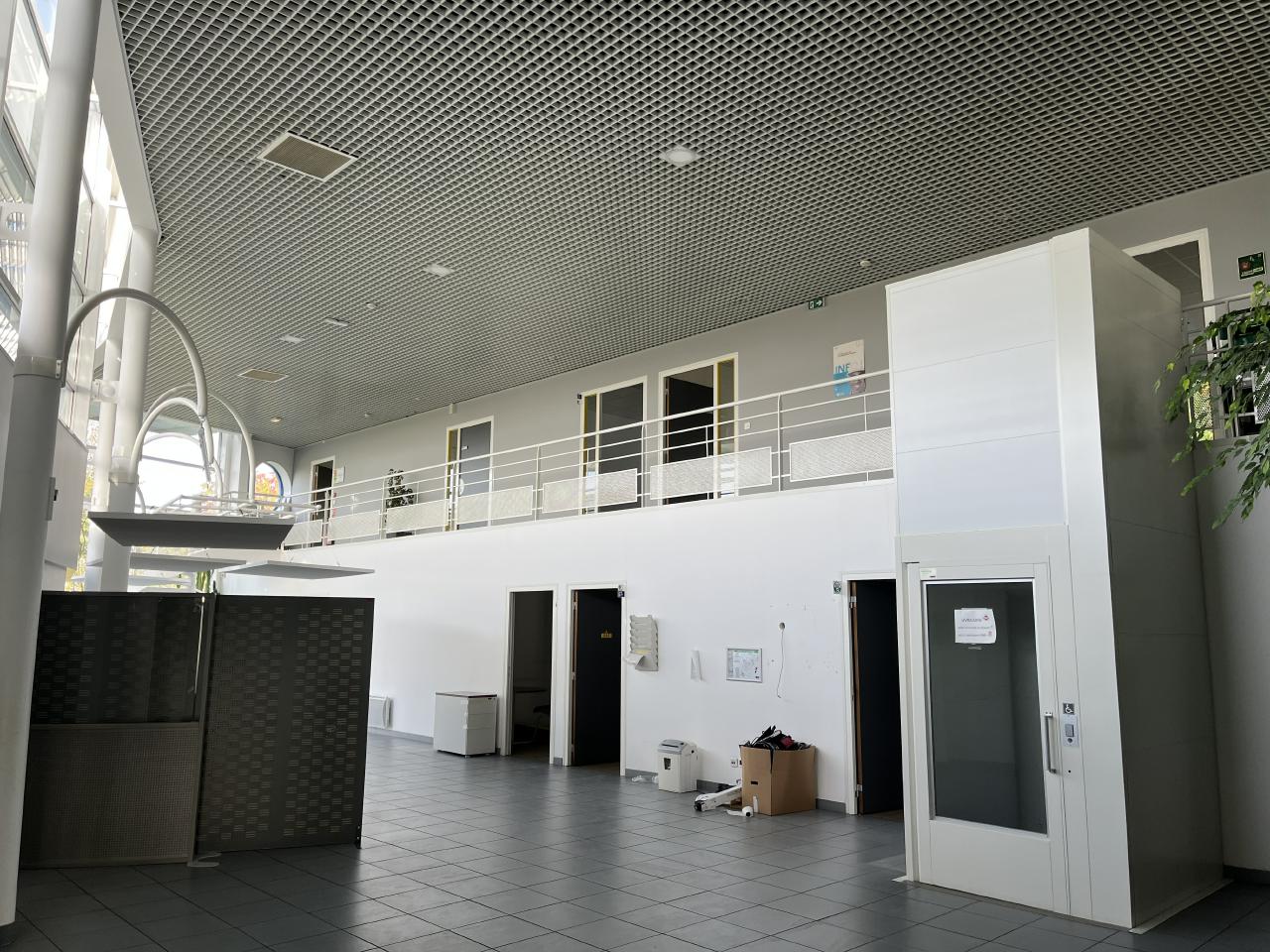 Bureau Mont-Saint-Aignan 1647m² Location bureau Mont-Saint-Aignan Seine-Maritime OLBUR2530618 4
